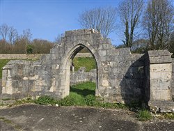 Ruines du Ch�teau de la Fontaine Saint-Denis<br>Notre-Dame-de-Gravenchon